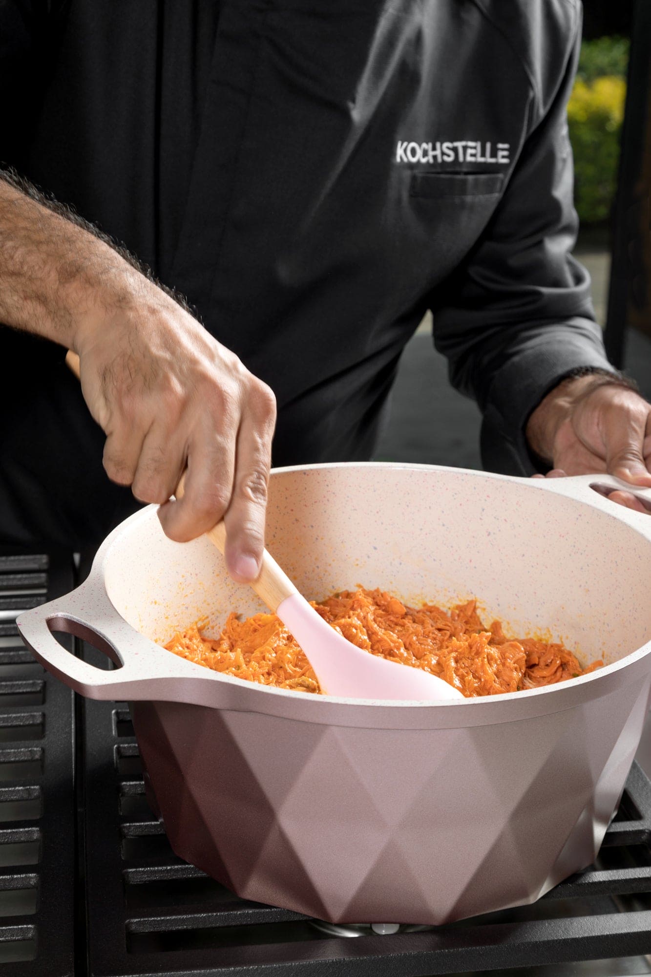 COMBO PINK ★  Batería de cocina Serenity Rosa Mármol 13 pzas. + Utensilios de cocina Rosas de silicón con soporte 12 pzas.